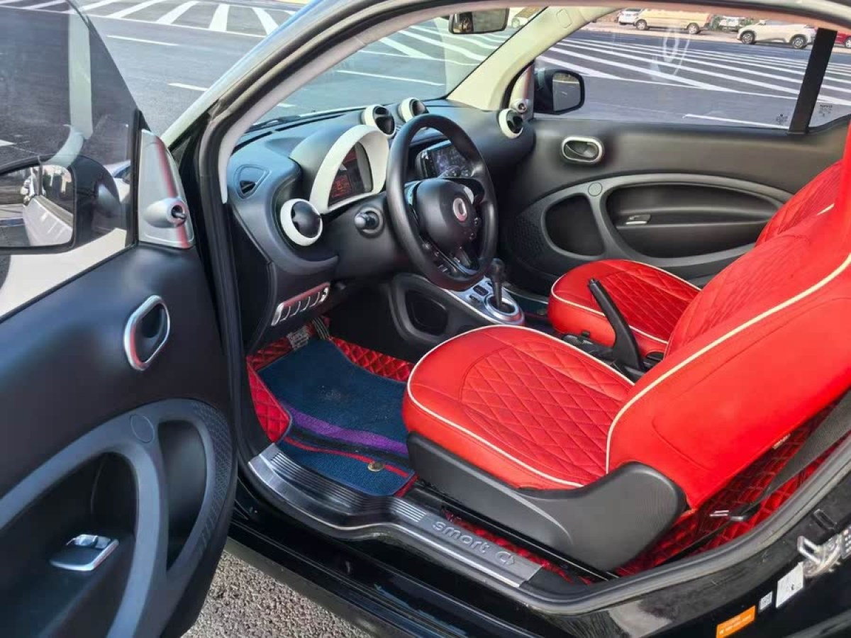 smart fortwo  2015款 1.0L 52千瓦硬頂靈動(dòng)版圖片