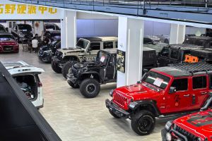 牧馬人 Jeep 2.0T Rubicon Recon 四門叢林英雄限量版