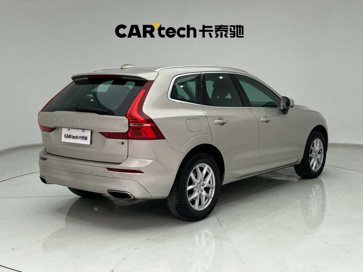 沃爾沃 XC60  2019款 T5 四驅(qū)智逸版圖片