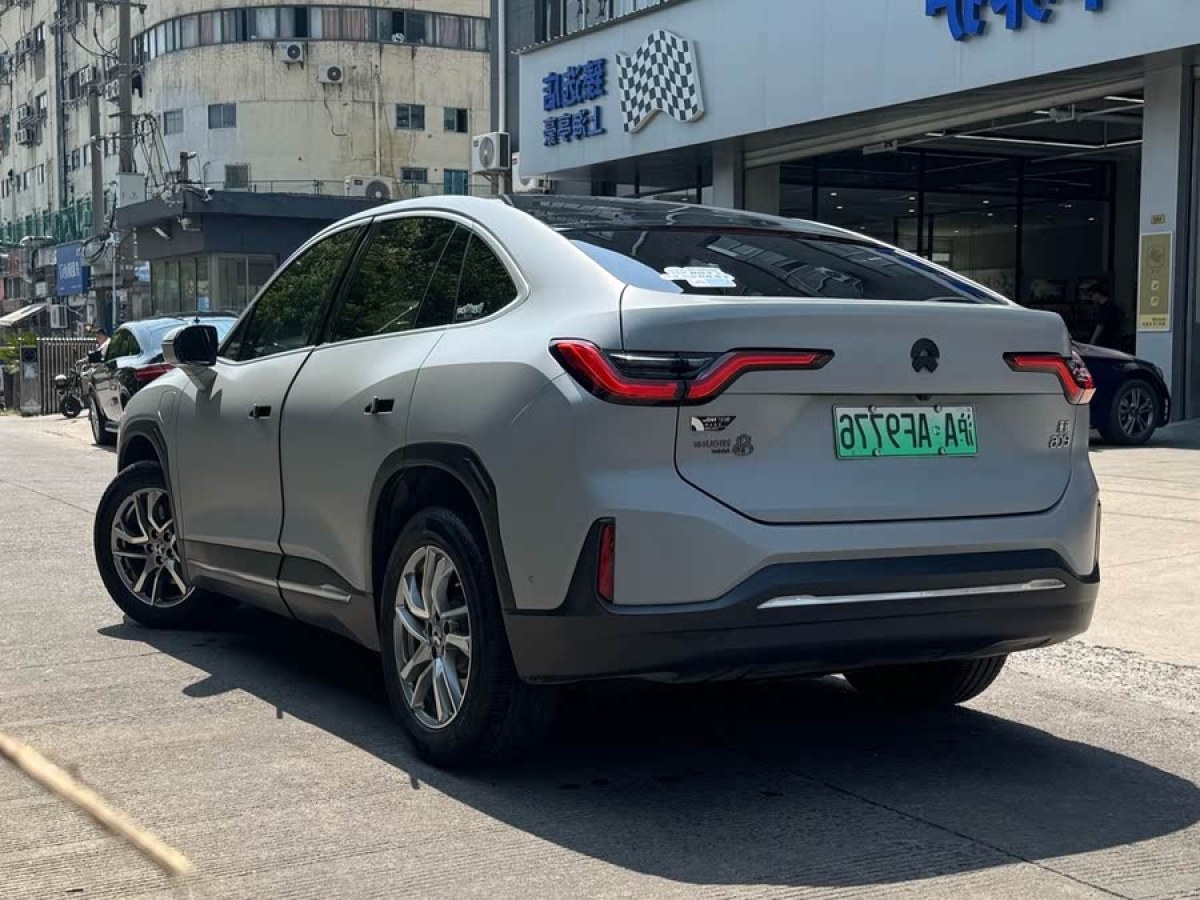 蔚來(lái) 蔚來(lái)EC6  2020款 605KM 運(yùn)動(dòng)版圖片