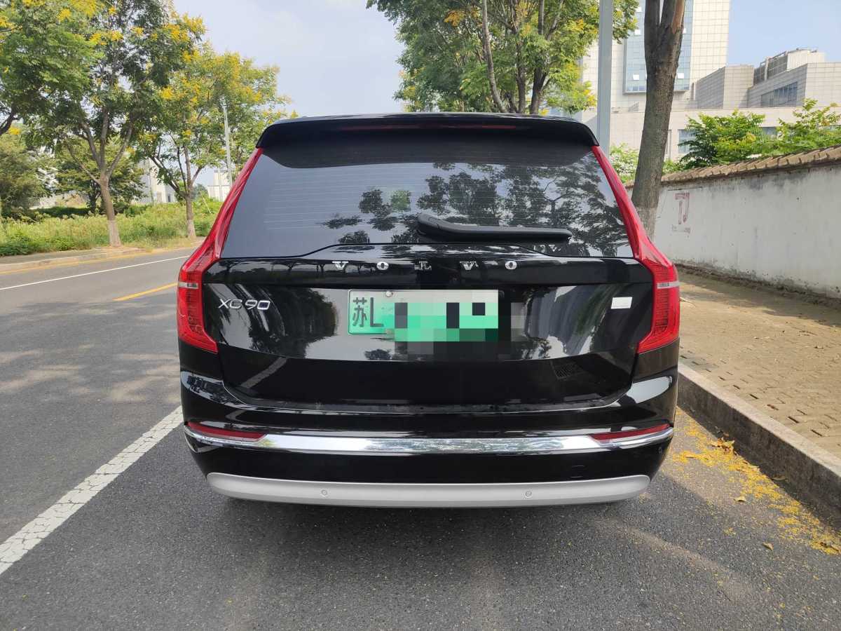 沃爾沃 XC90新能源  2022款 改款 E驅(qū)混動(dòng) T8 智尊豪華版 7座圖片