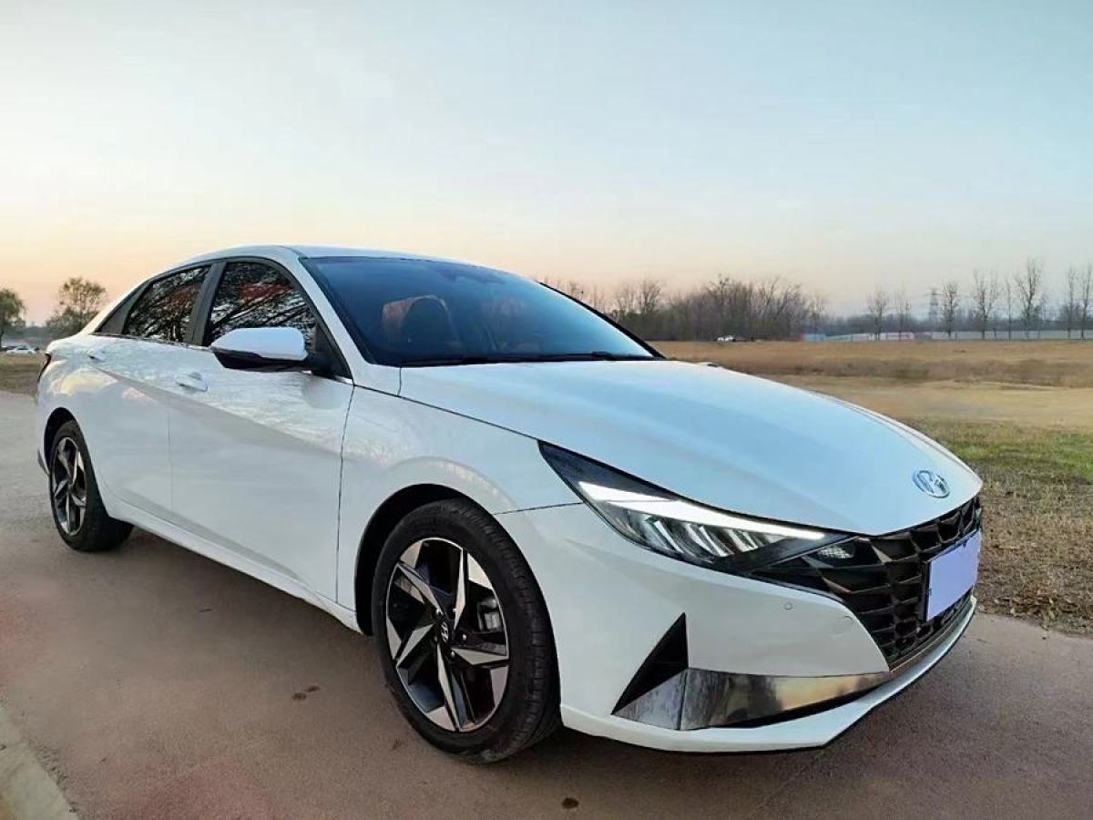 現(xiàn)代 伊蘭特  2021款 1.5L LUX尊貴版圖片