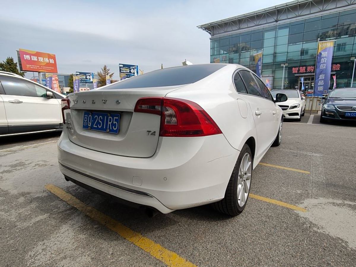 沃爾沃 S60  2017款 L 2.0T T4 智遠(yuǎn)版圖片