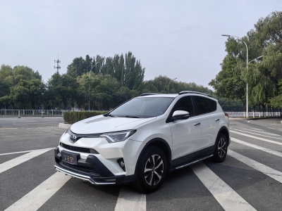 2017年1月 豐田 RAV4 榮放 2.0L CVT兩驅(qū)風尚版圖片