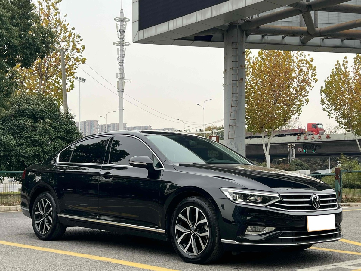 大眾 邁騰  2019款  330TSI DSG 領(lǐng)先型 國VI圖片