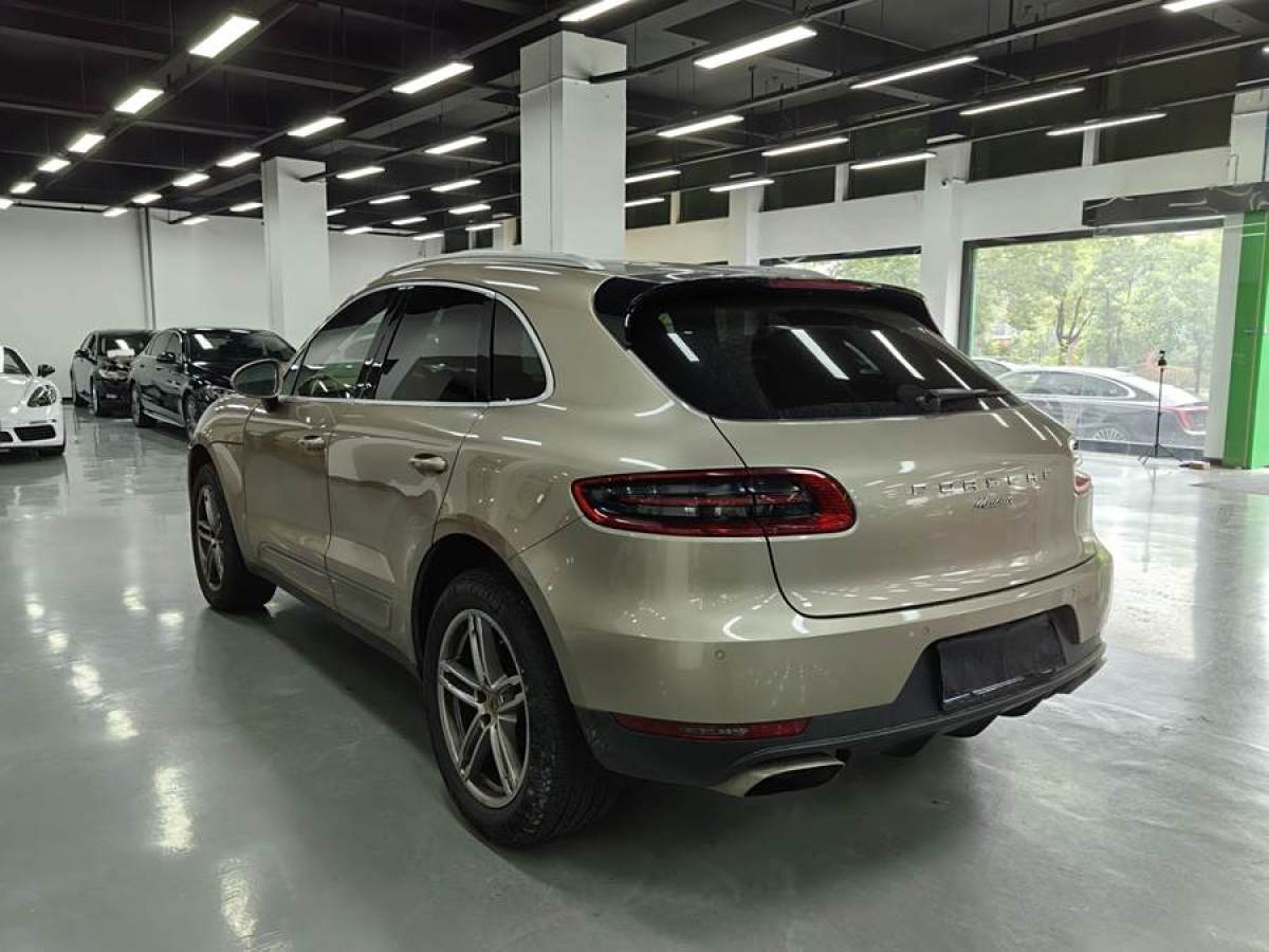 保時(shí)捷 Macan  2014款 Macan 2.0T圖片