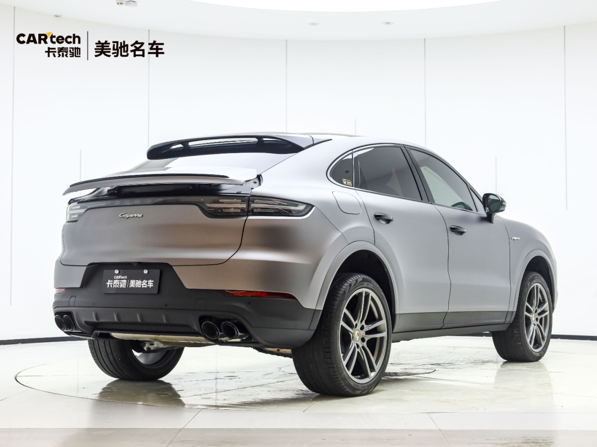 2022年4月保時捷 Cayenne新能源  2021款 Cayenne E-Hybrid Coupé 2.0T