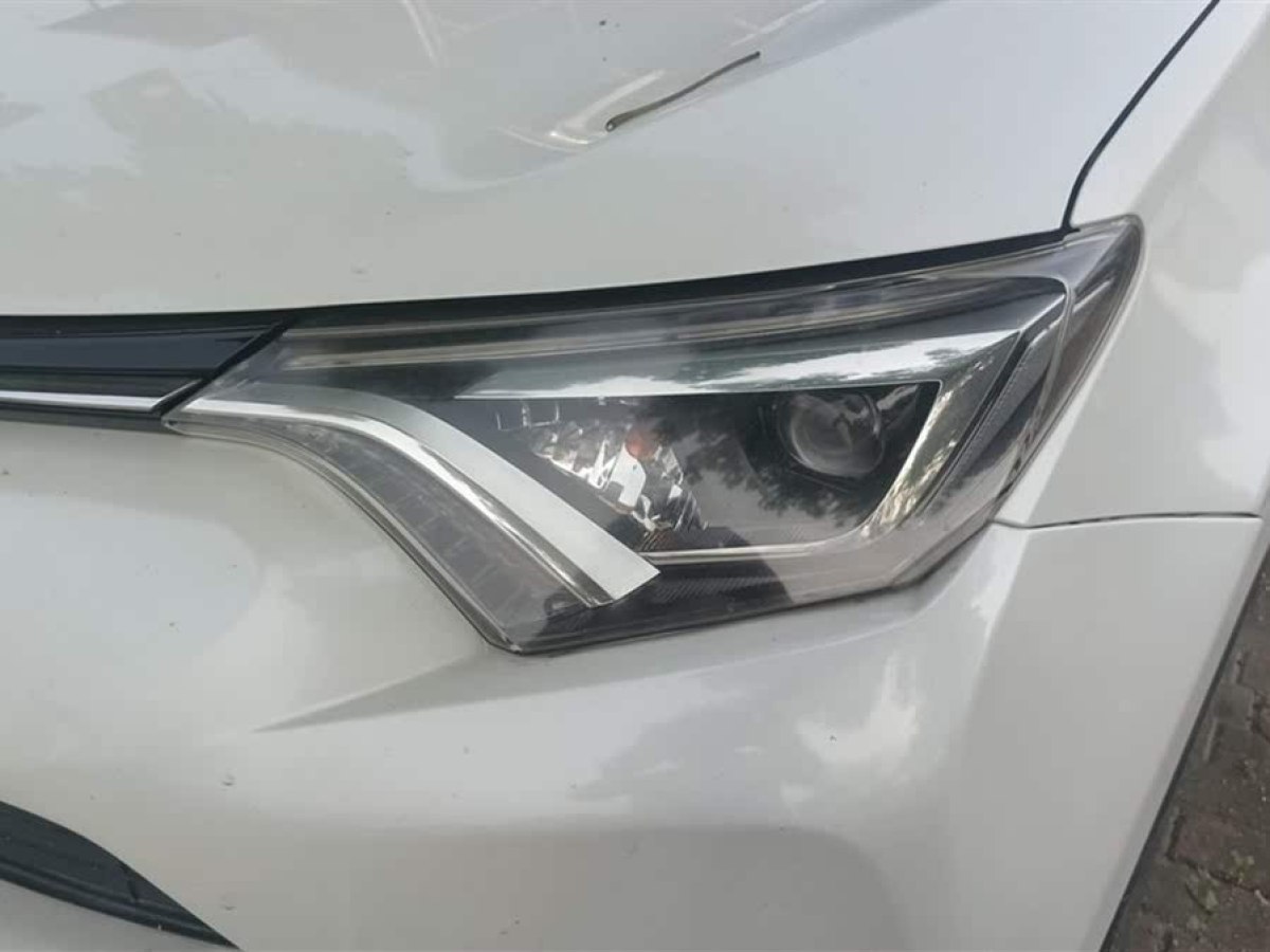 豐田 RAV4榮放  2016款 2.0L CVT兩驅智尚版圖片