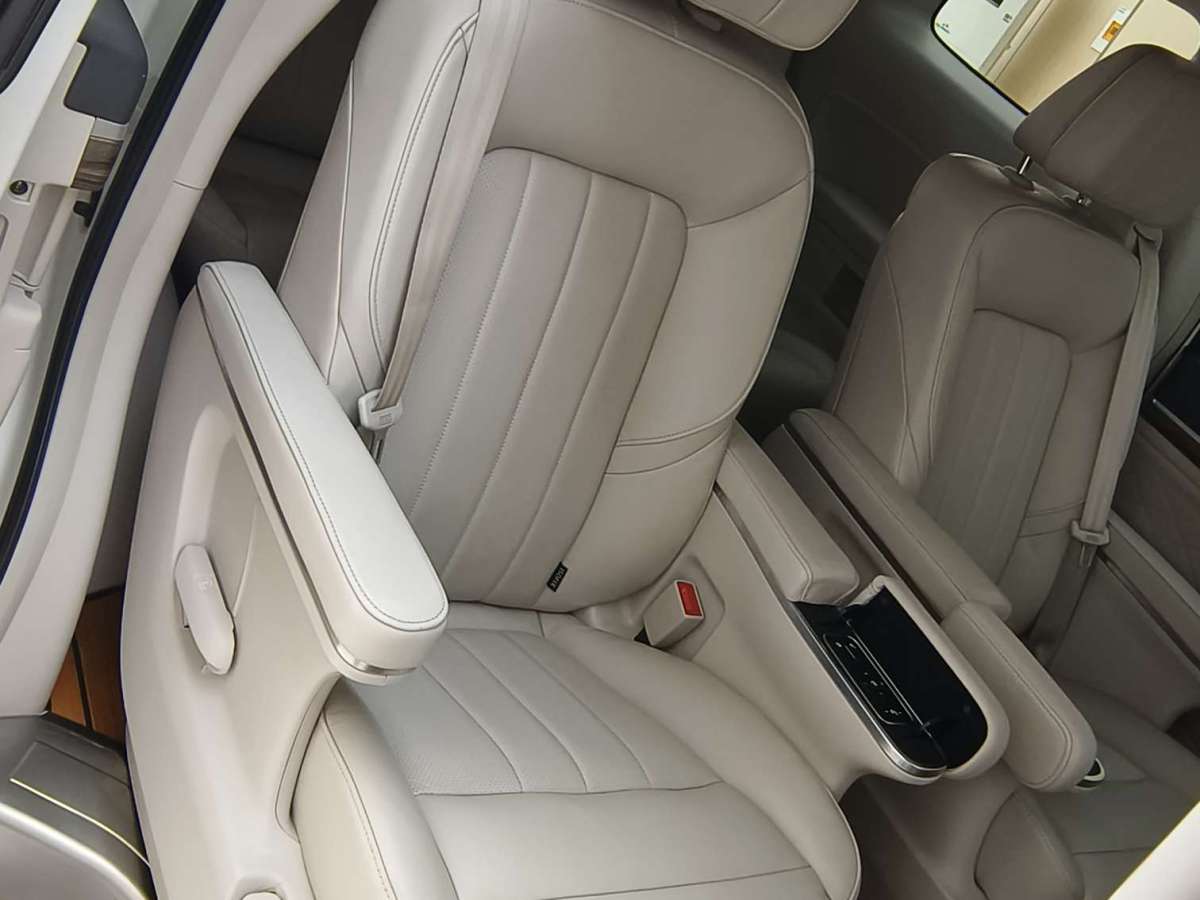 廣汽傳祺 M8  2019款 320T 至尊版圖片