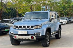 BJ40 北京 2.0T 自動(dòng)四驅(qū)城市獵人版?zhèn)b客型