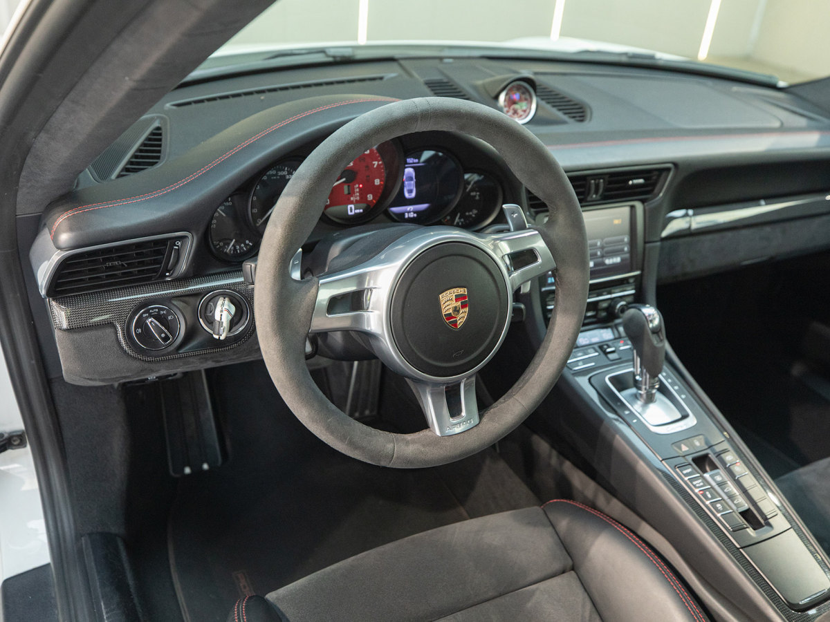保時(shí)捷 911  2015款 Carrera GTS 3.8L圖片