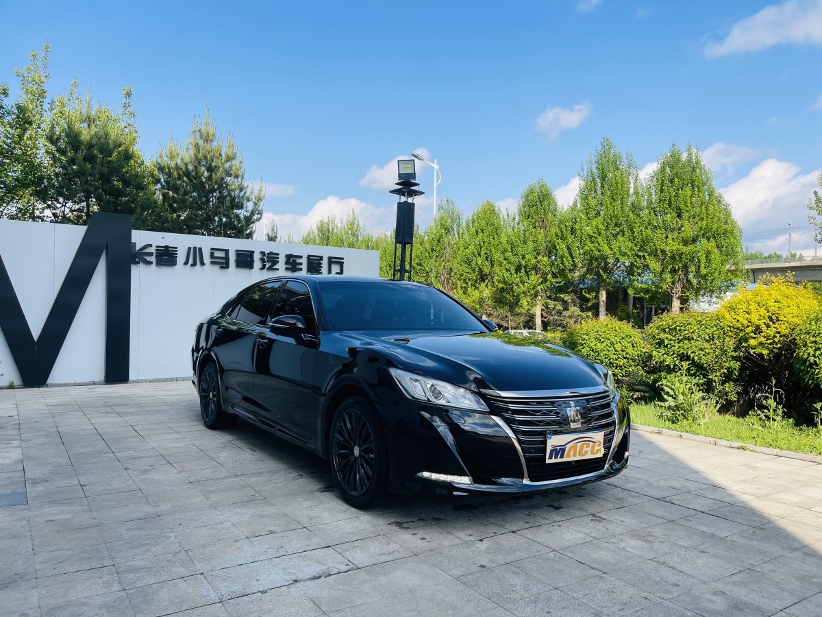 豐田 皇冠  2018款 2.0T 時(shí)尚版圖片