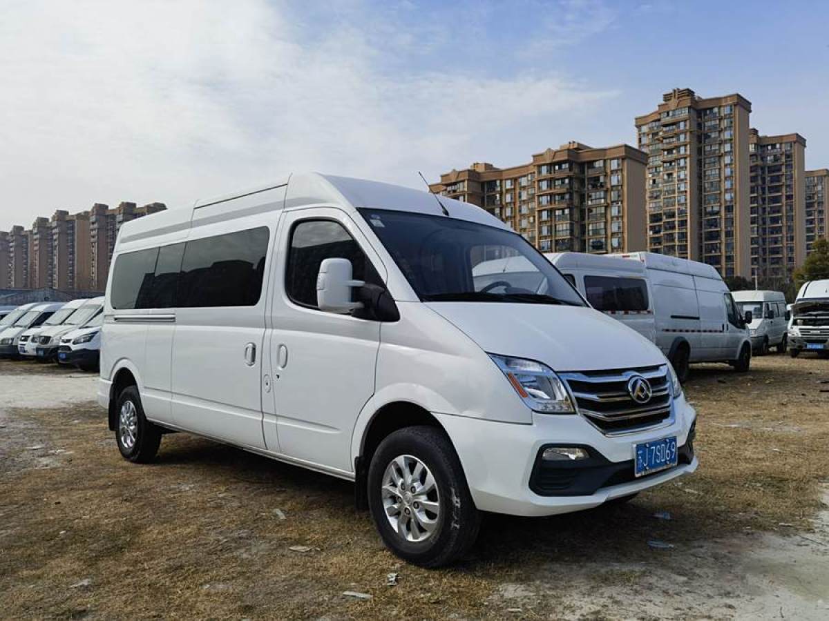 上汽大通 V80  2021款 2.0T PLUS AMT傲運通長軸中頂6/7/8/9座圖片