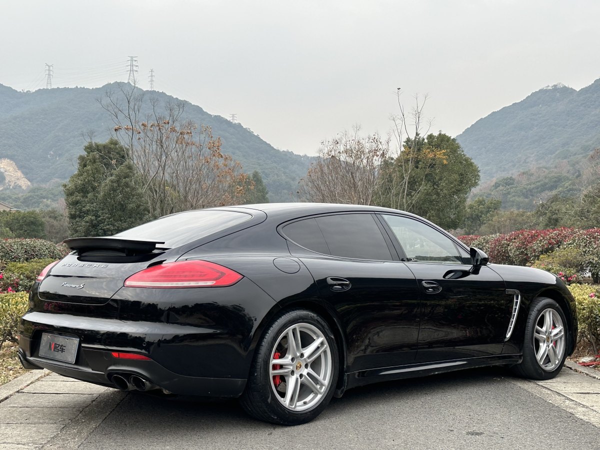 保時(shí)捷 Panamera  2016款 Panamera Edition 3.0T圖片