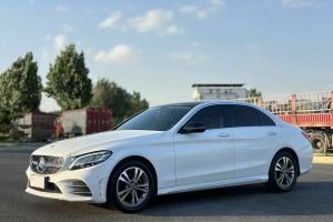 奔馳C級 奔馳 C 300 L 運(yùn)動版