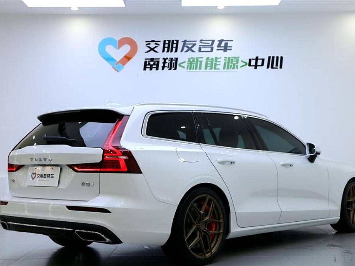 沃爾沃 V60  2022款 B5 智遠運動版圖片