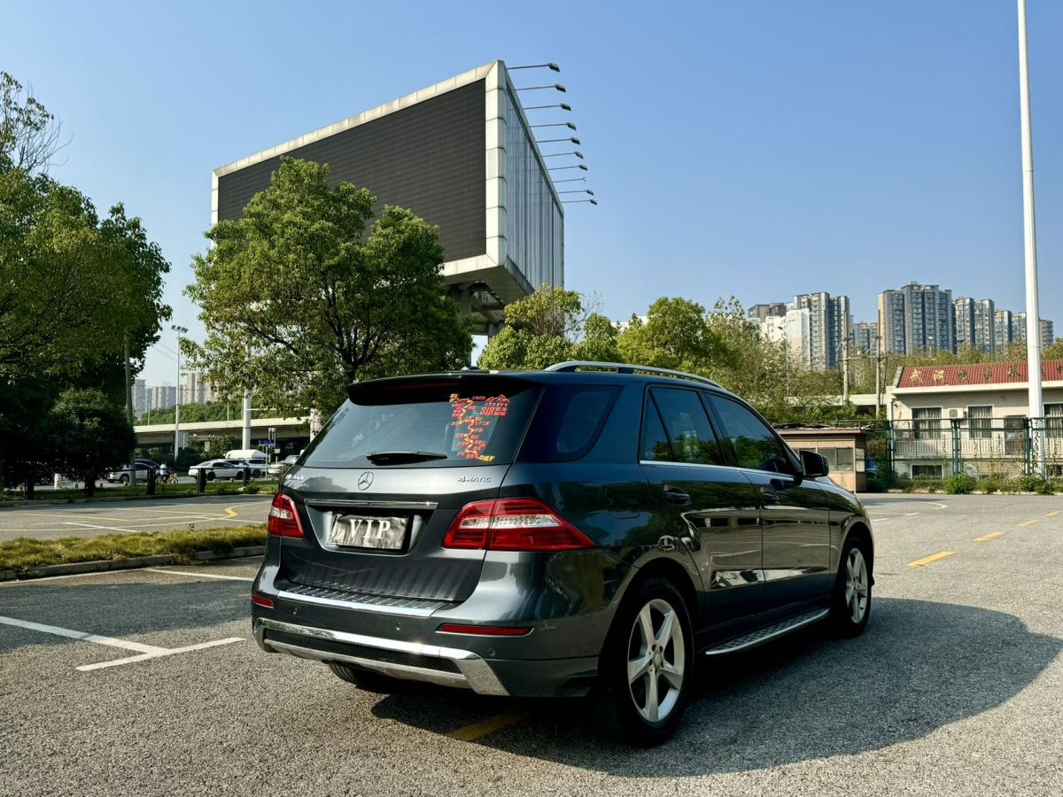 奔馳 奔馳M級  2012款 ML 350 動感型圖片