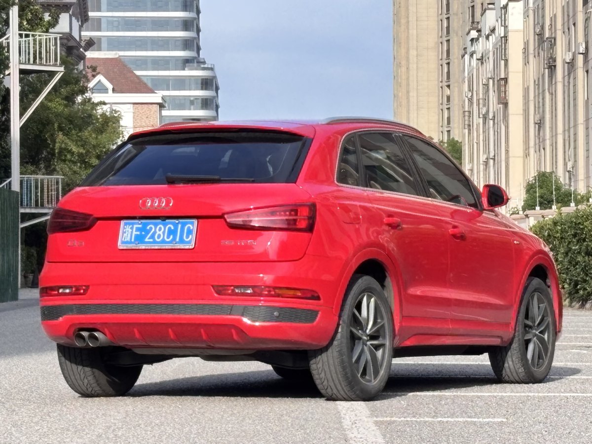 奧迪 奧迪Q3  2018款 30 TFSI 時(shí)尚型典藏版圖片