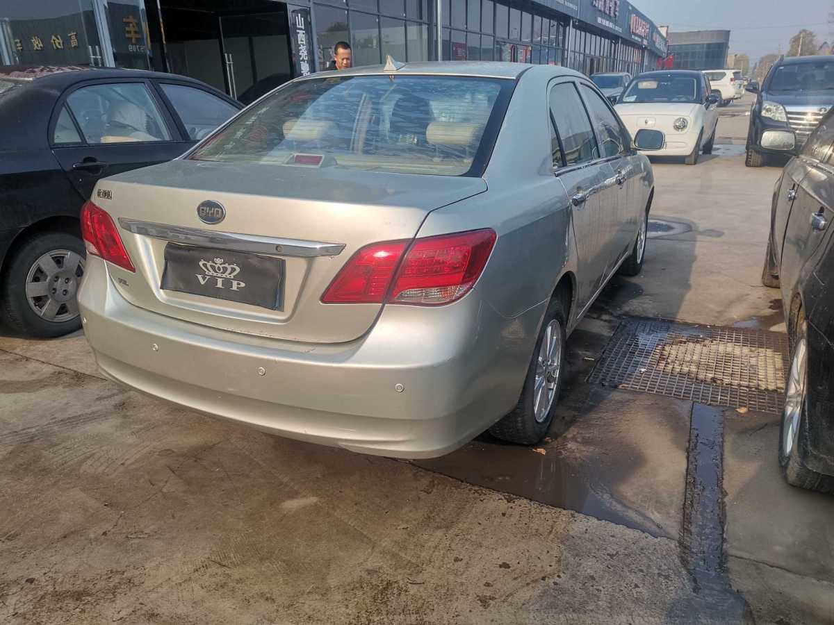 比亞迪 L3  2012款 1.5L 手動尊貴型圖片