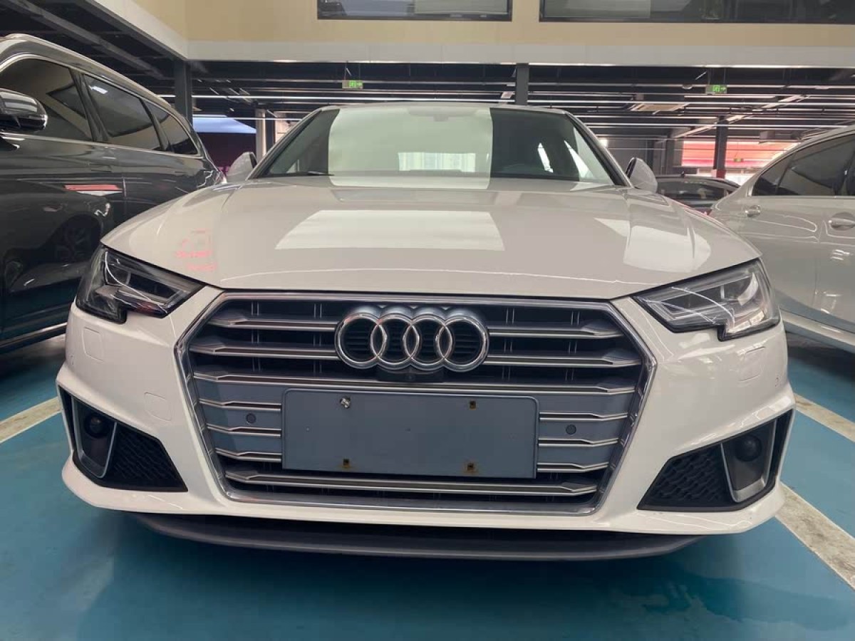 2019年4月奧迪 奧迪A4L  2019款 40 TFSI 時尚型 國V