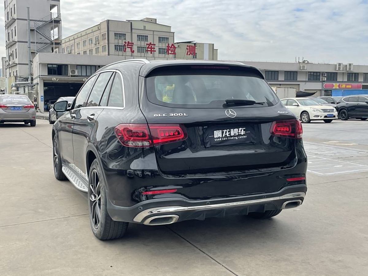 奔馳 奔馳GLC  2018款 改款 GLC 300 4MATIC 動感型圖片