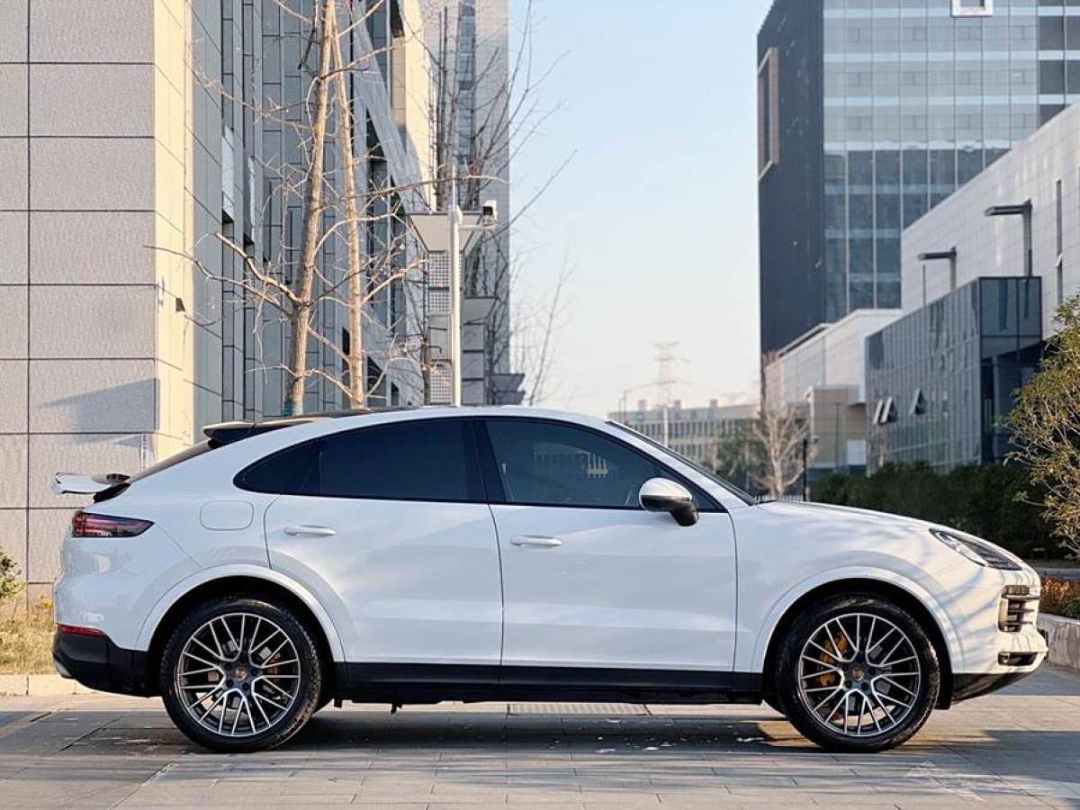 保時(shí)捷 Cayenne  2019款 Cayenne Coupé 3.0T圖片