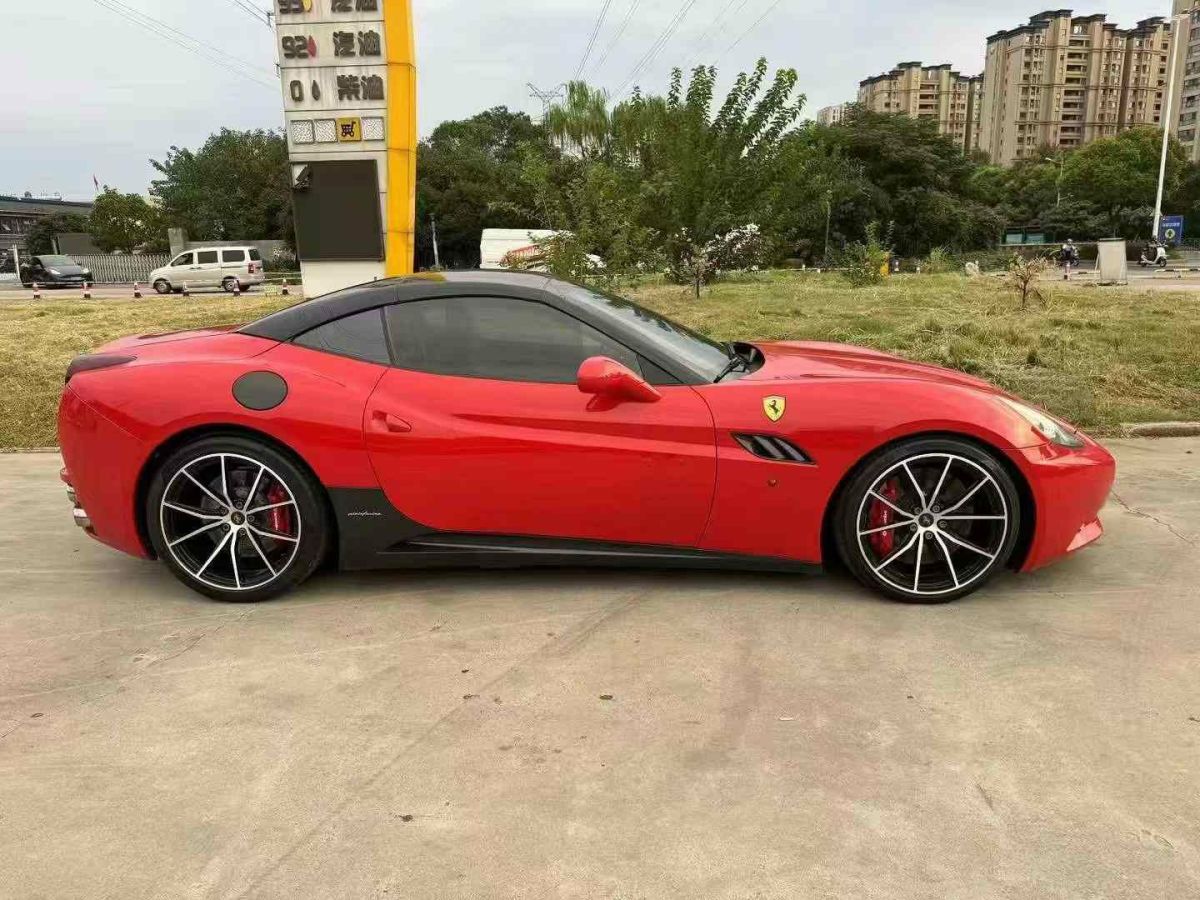 法拉利 458  2012款 4.5L Italia 中國限量版圖片