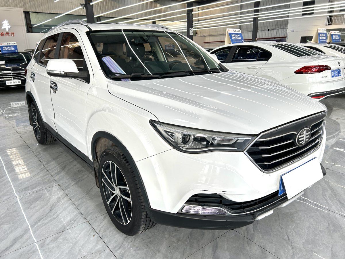 奔騰 X40  2017款 1.6L 手動豪華型圖片