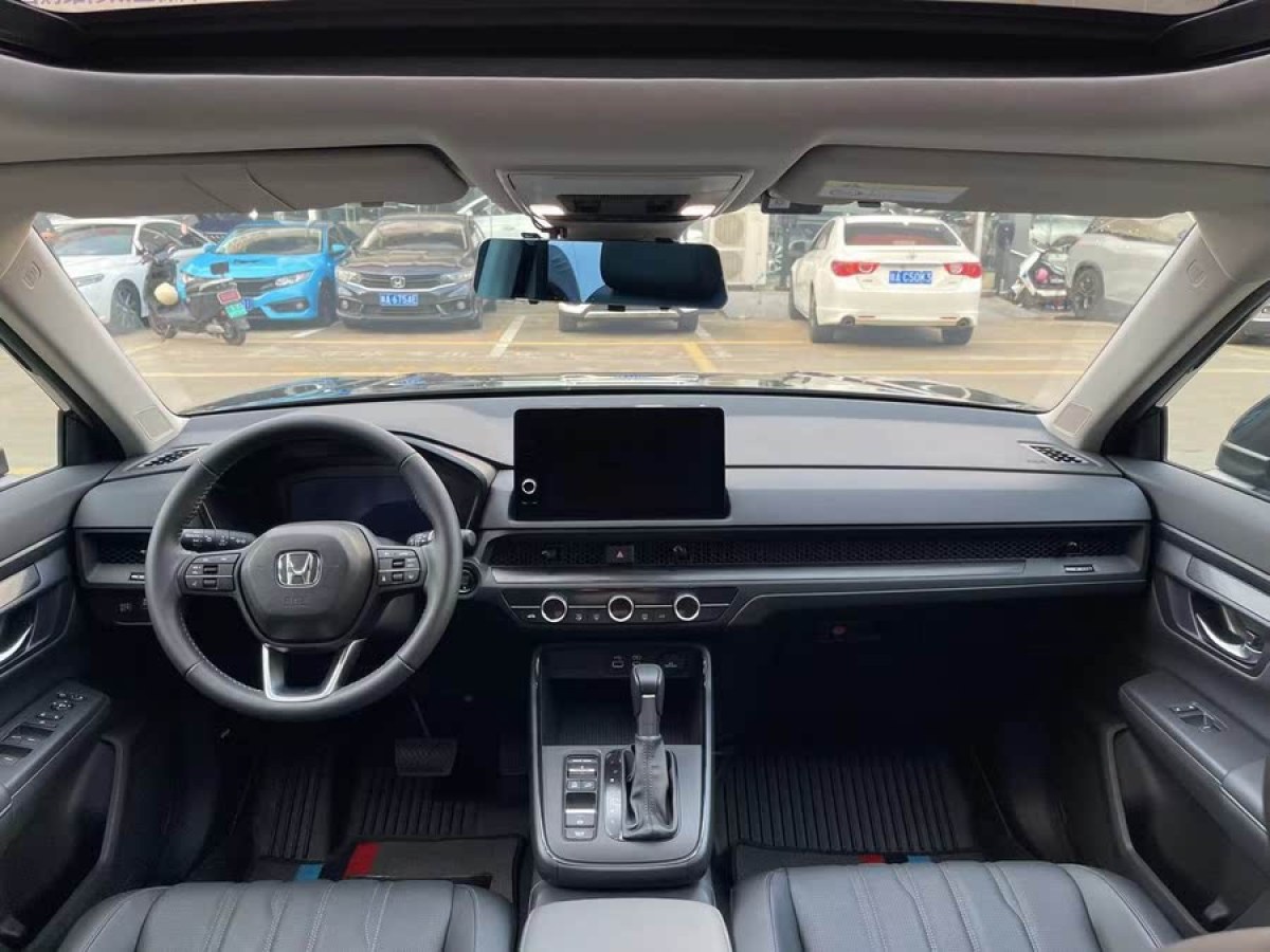 本田 皓影  2025款 240TURBO 兩驅(qū)豪華版 5座圖片