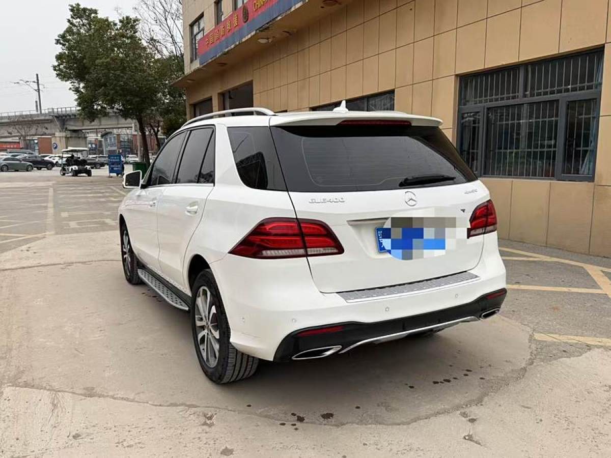 奔馳 奔馳GLE  2016款 GLE 320 4MATIC 豪華型圖片