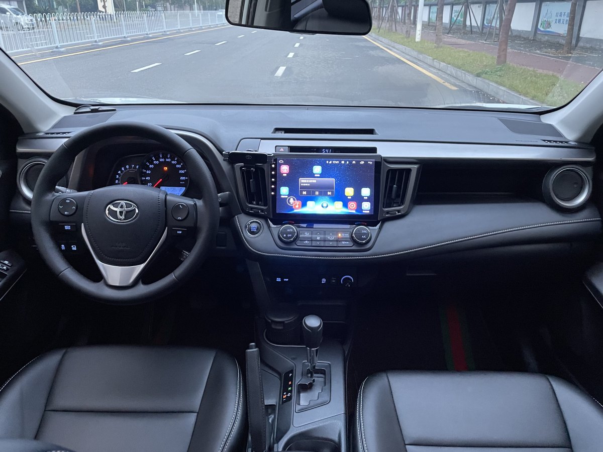 2019年1月豐田 RAV4  2018款 榮放 2.0L CVT兩驅(qū)風(fēng)尚版