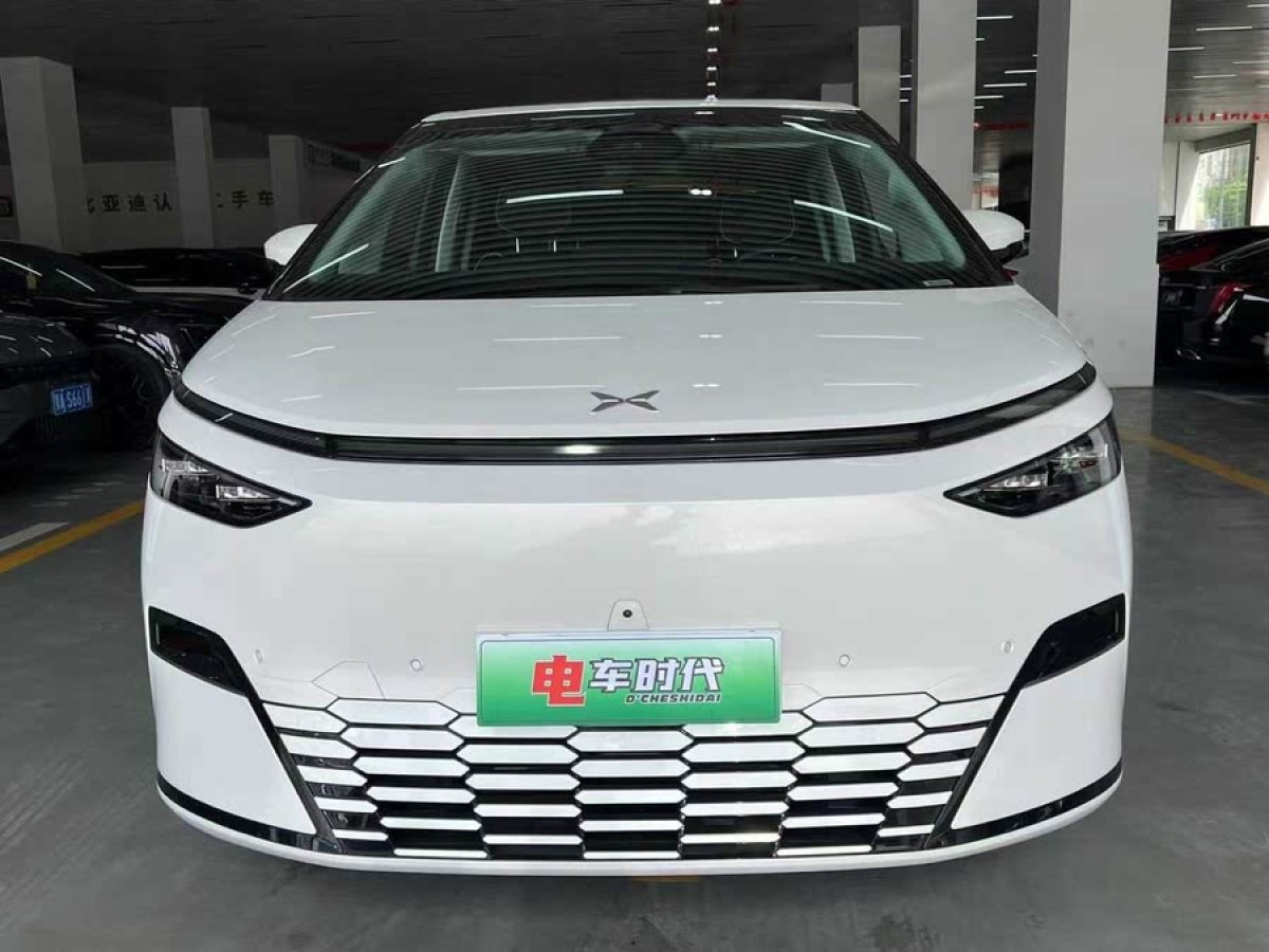 小鵬 小鵬X9  2024款 702超長(zhǎng)續(xù)航Max圖片
