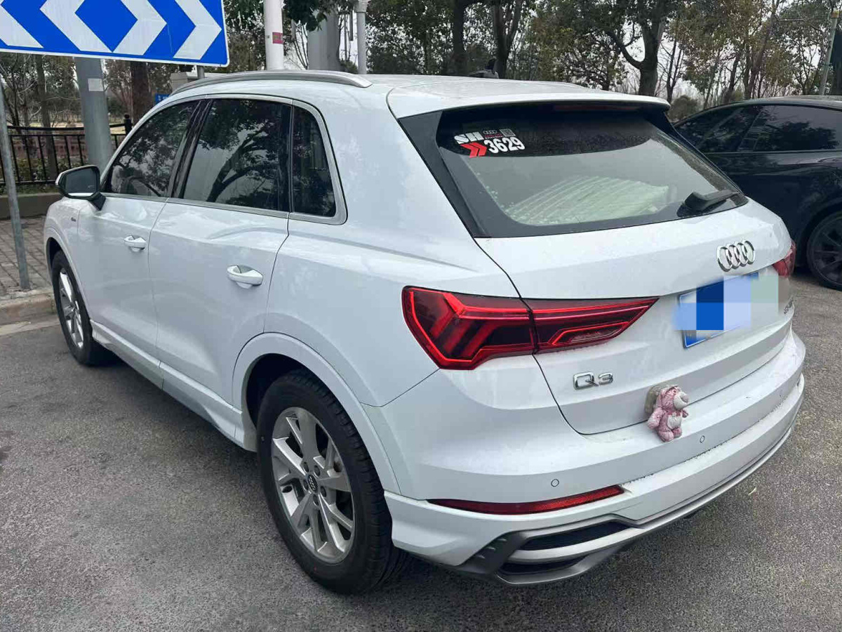 2019年9月奧迪 奧迪Q3  2024款 35 TFSI 進(jìn)取動(dòng)感型