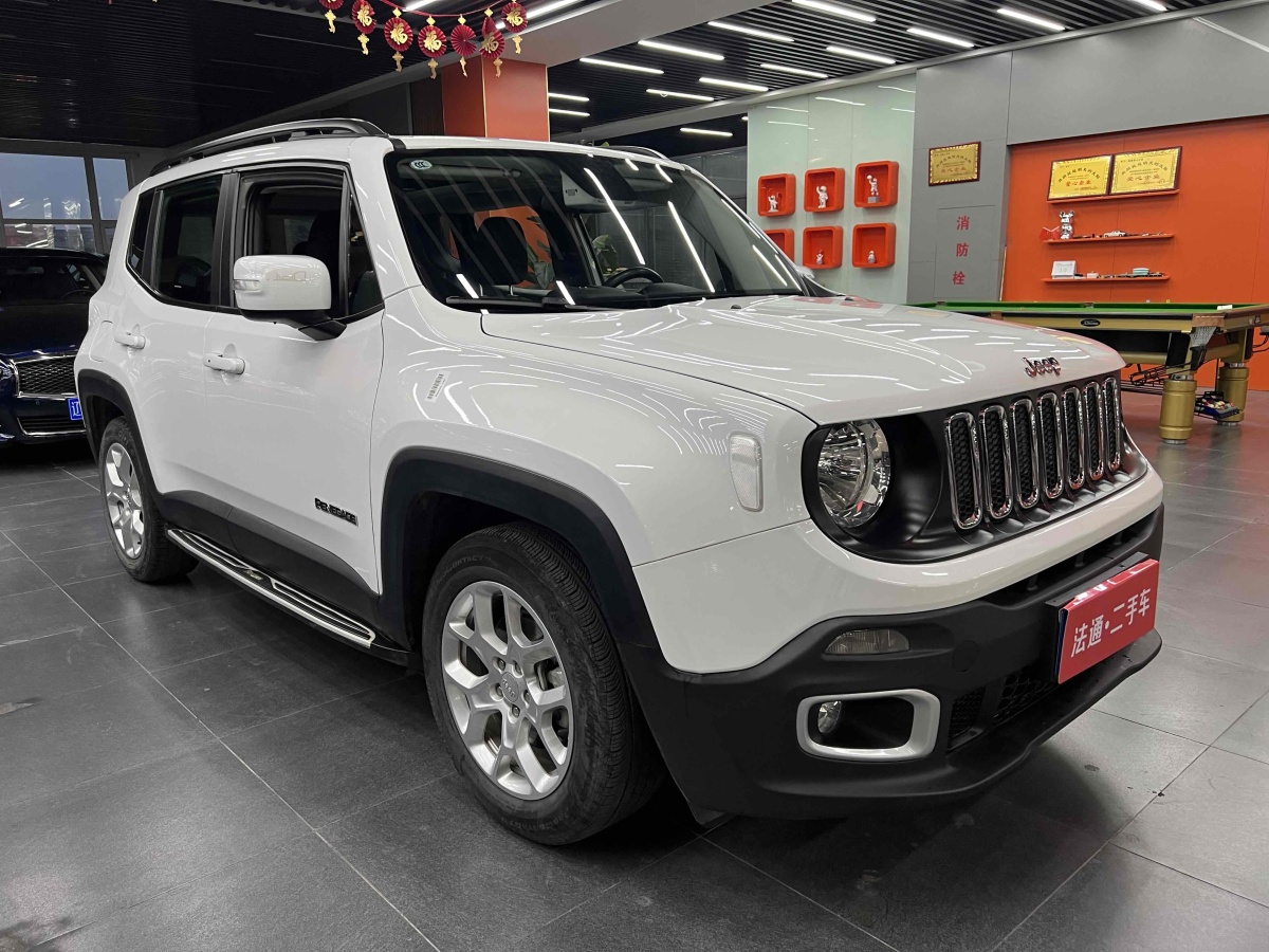 Jeep 自由俠  2018款 互聯(lián)大屏版 180T 自動高能版圖片