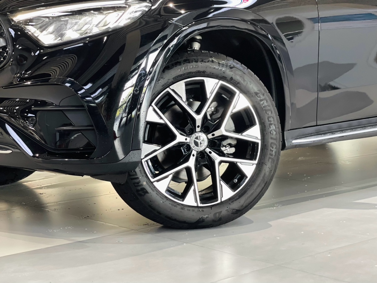 奔馳 奔馳GLC  2023款 改款 GLC 260 L 4MATIC 豪華型 5座圖片