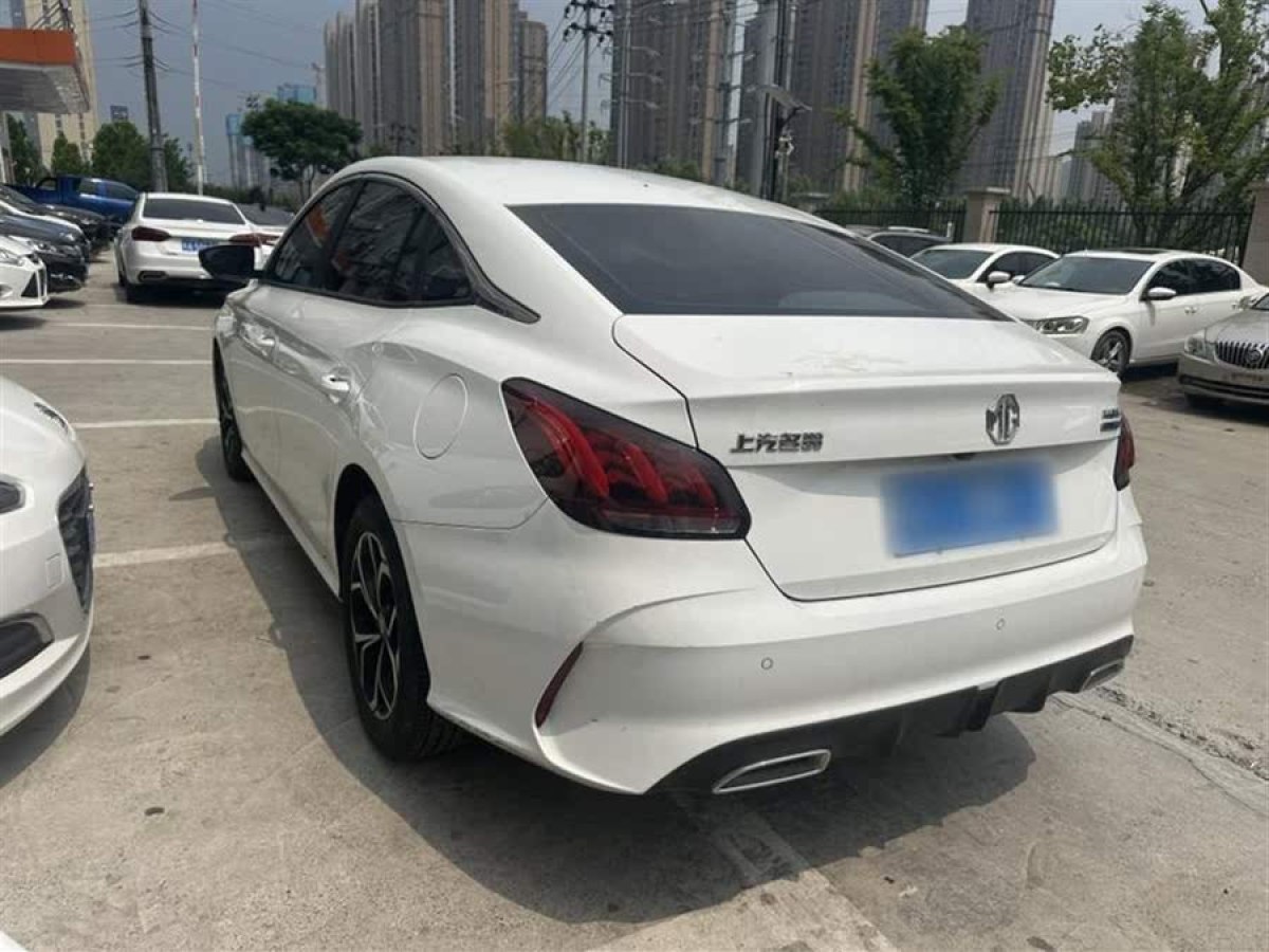 名爵 名爵5  2021款 改款 180DVVT CVT青春豪華版圖片