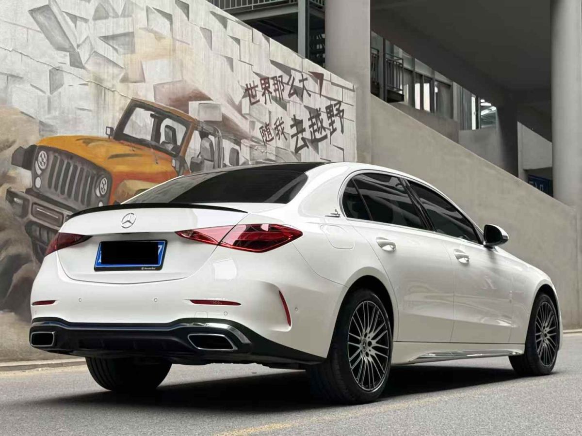 奔馳 奔馳C級(jí)  2024款 C 260 L 4MATIC 運(yùn)動(dòng)版圖片