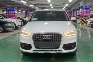 奧迪Q3 奧迪 30 TFSI 風(fēng)尚型