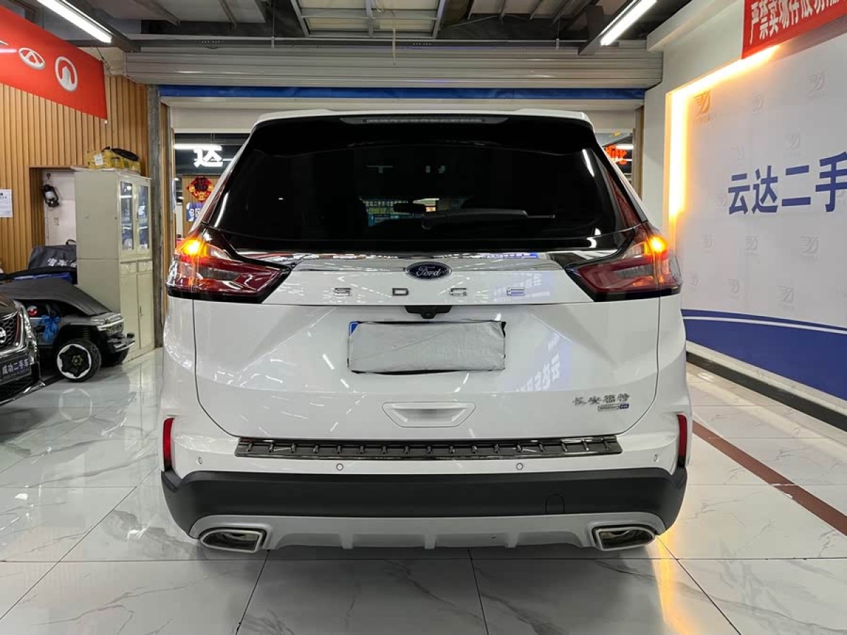 福特 銳界  2021款 PLUS EcoBoost 245 兩驅(qū)鉑銳型 5座圖片