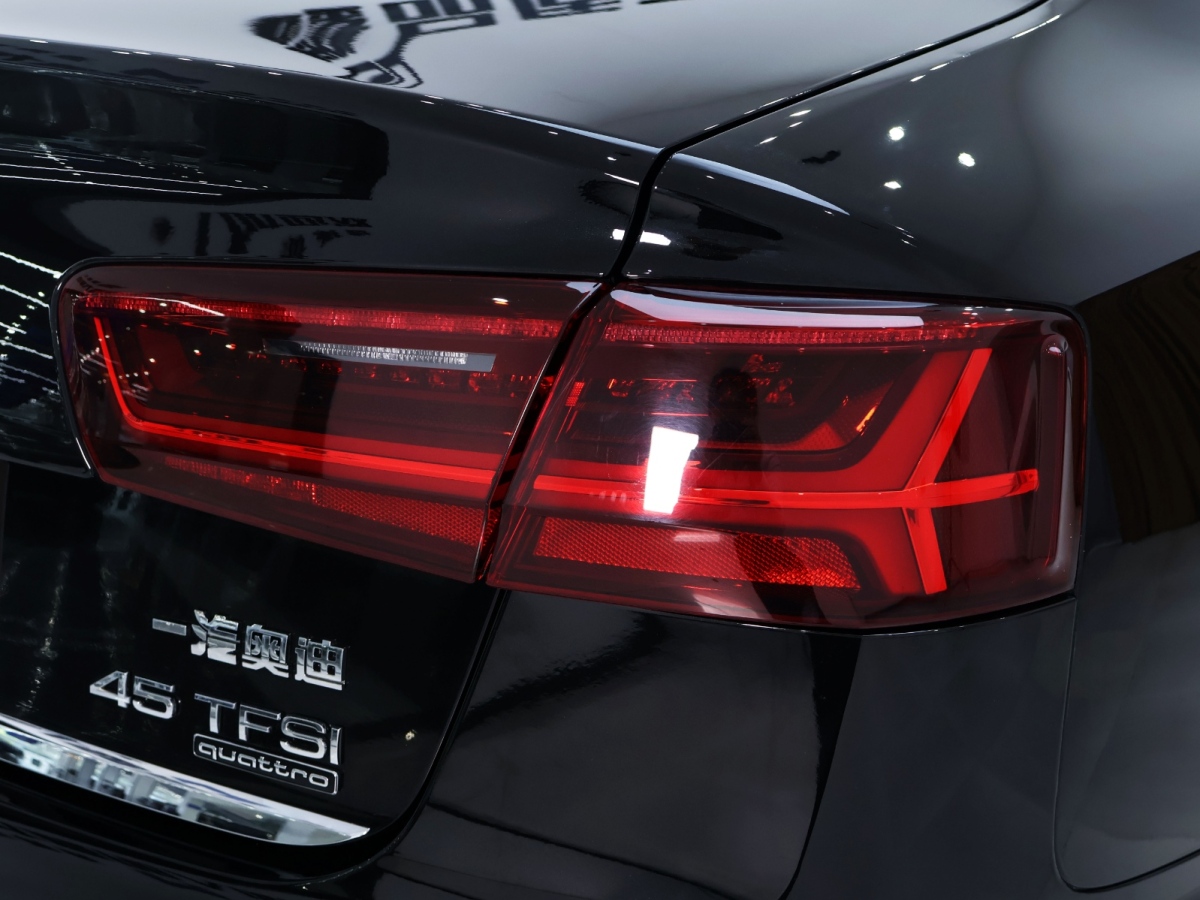 奥迪 奥迪A6L  2017款 45 TFSI quattro 运动型图片