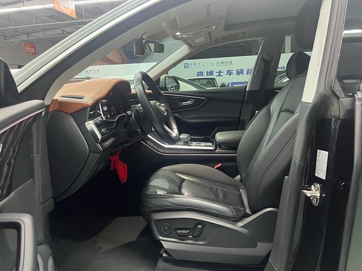 奧迪 奧迪Q8  2021款 55 TFSI 豪華動感型圖片