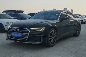 奥迪A6L 奥迪 45 TFSI quattro 臻选动感型