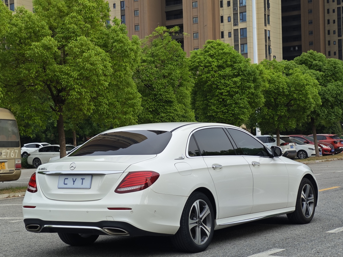 奔馳 奔馳E級  2019款 E 260 L 運動型圖片