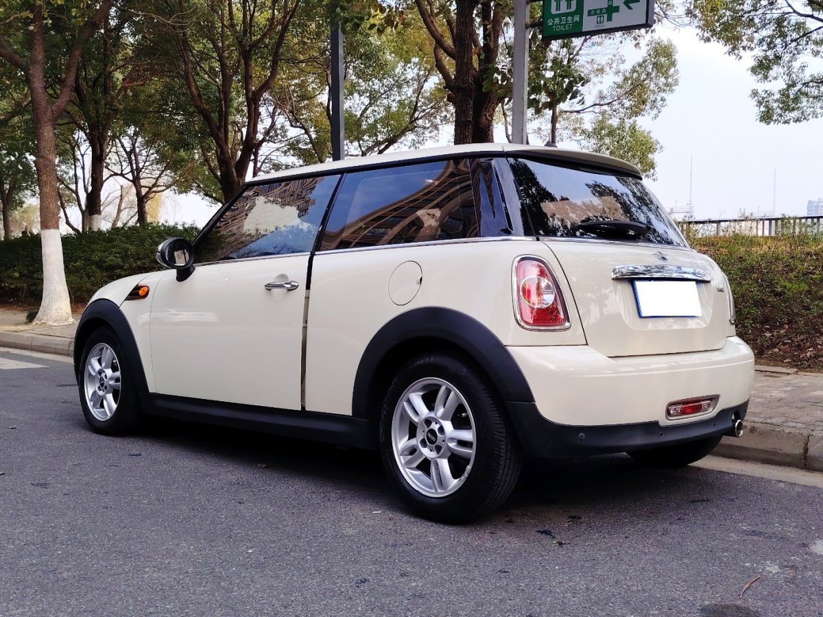 MINI MINI  2013款 1.6L ONE 限量第二款圖片