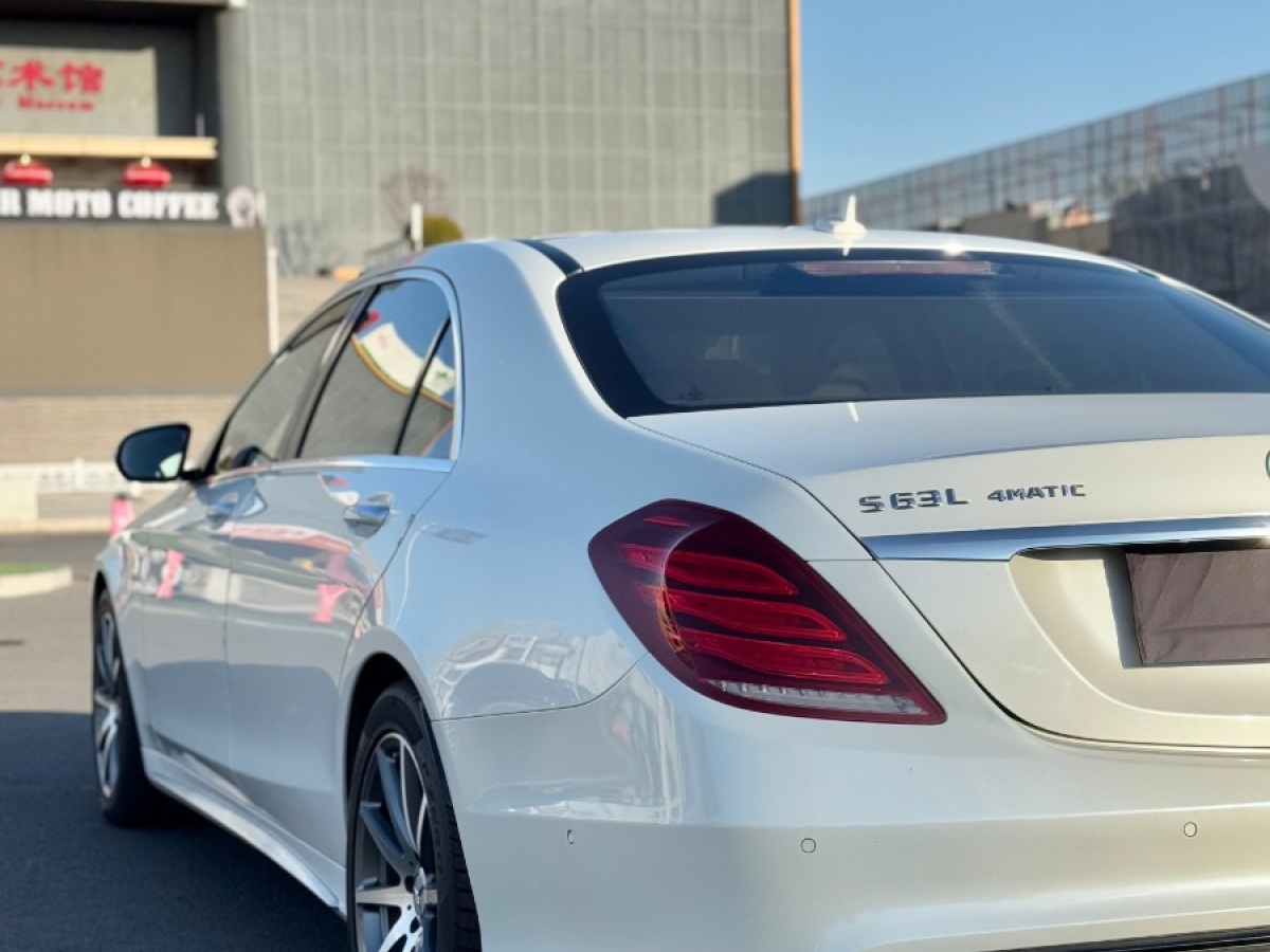 2016年10月奔馳 奔馳S級(jí)AMG  2015款 AMG S 63 L 4MATIC