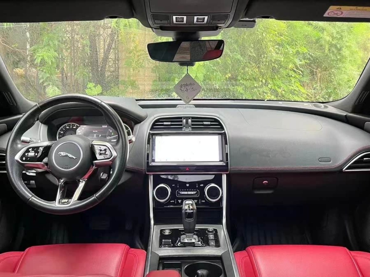捷豹 XEL  2020款 2.0T 200PS R-DYNAMIC S進取運動版圖片