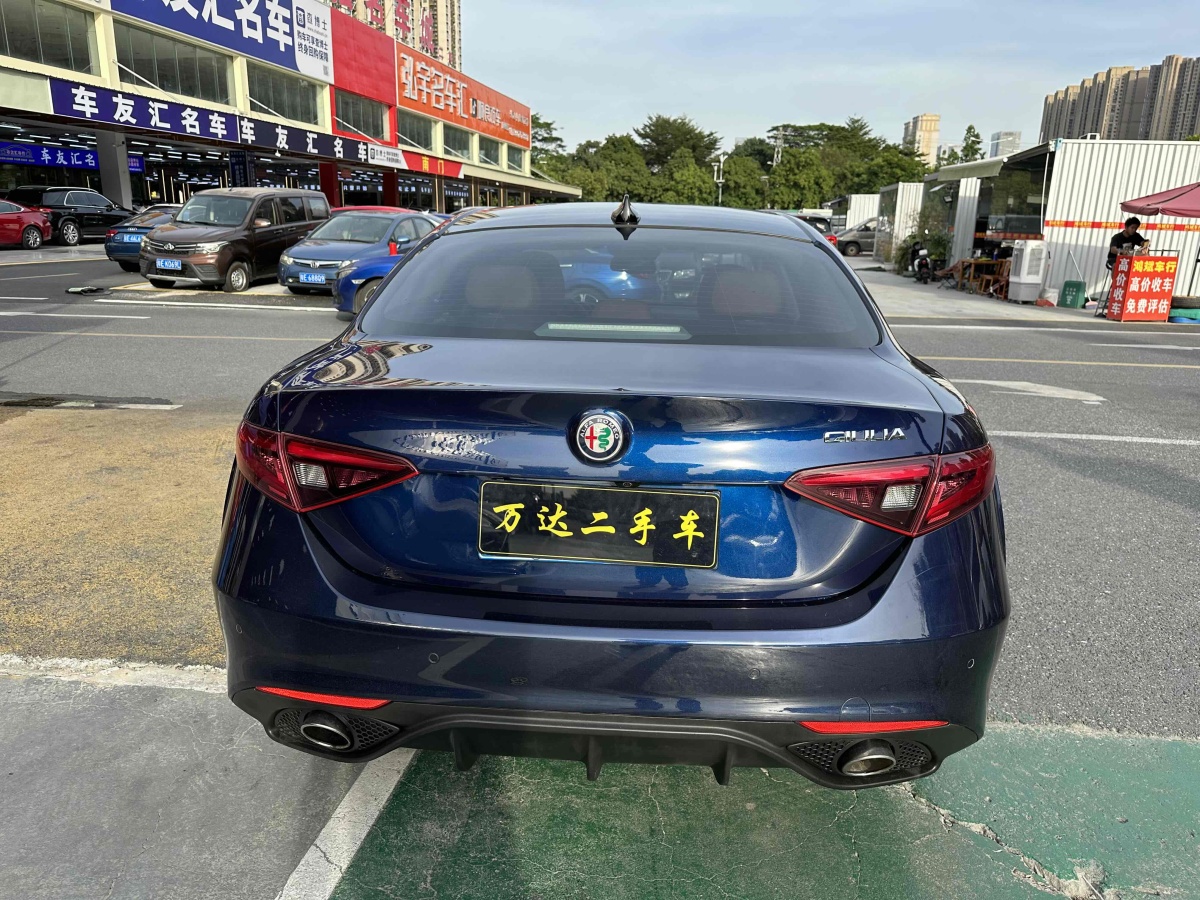 阿爾法·羅密歐 Giulia  2017款 2.0T 200HP 豪華版圖片