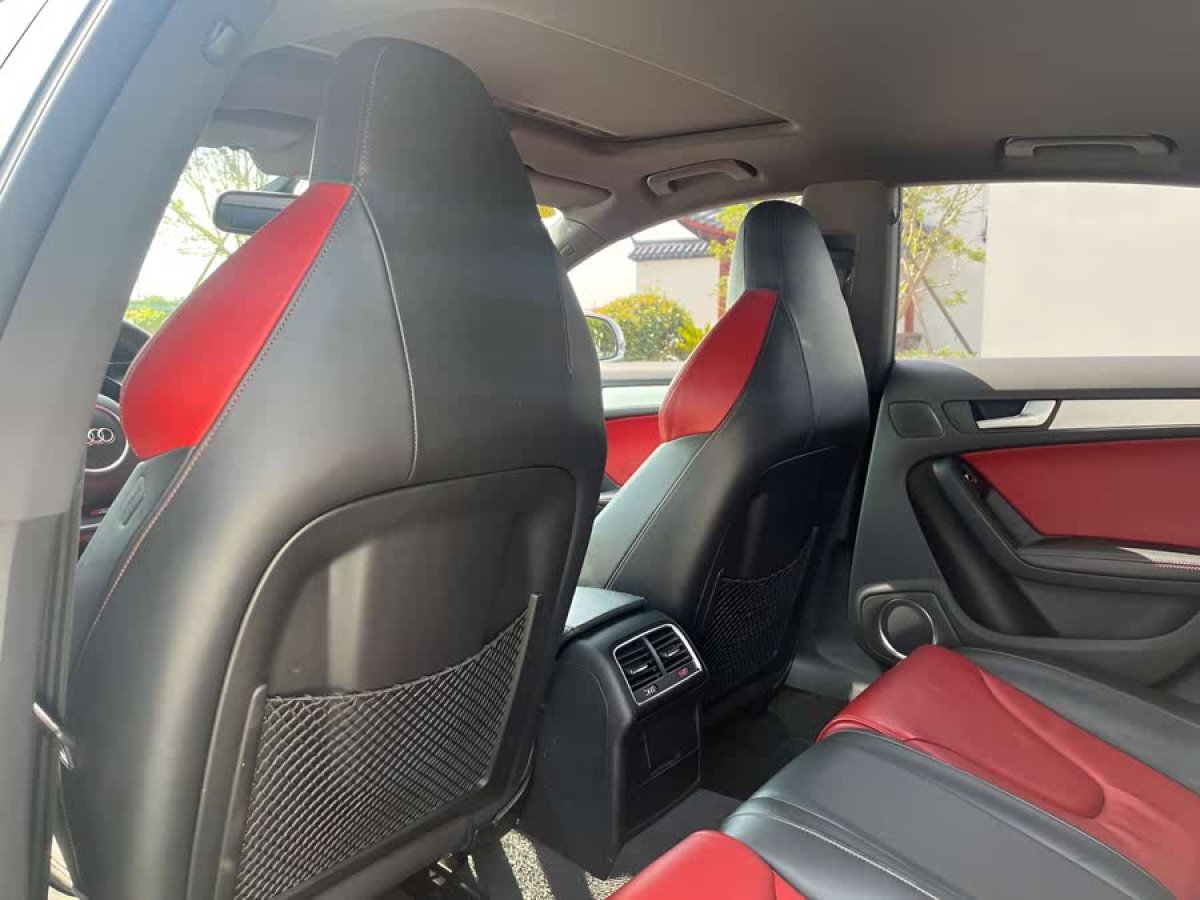 奧迪 奧迪S5  2012款 S5 3.0T Sportback圖片
