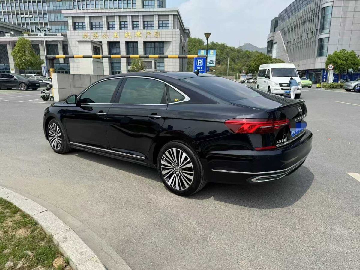 大眾 帕薩特  2019款 330TSI 豪華版圖片