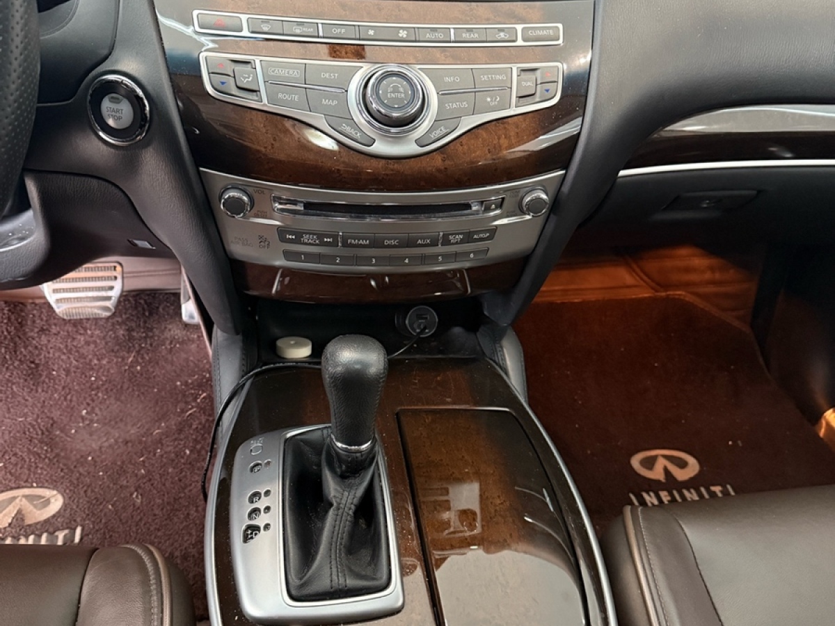 英菲尼迪 QX60  2014款 2.5T Hybrid 兩驅(qū)卓越版圖片